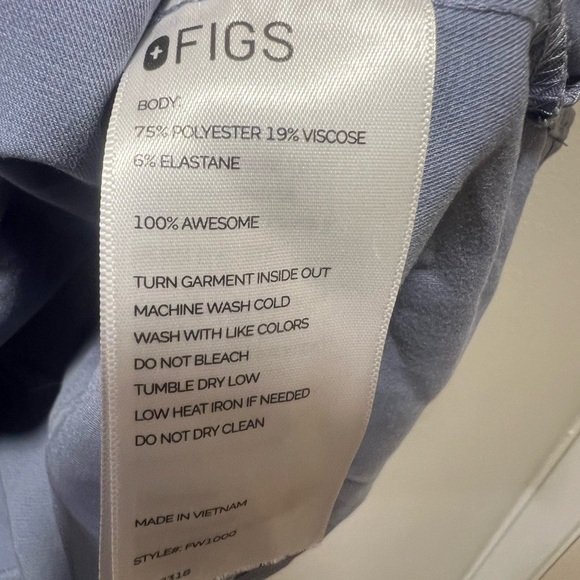 Figs Catarina one pocket scrub top - Picture 3 of 3